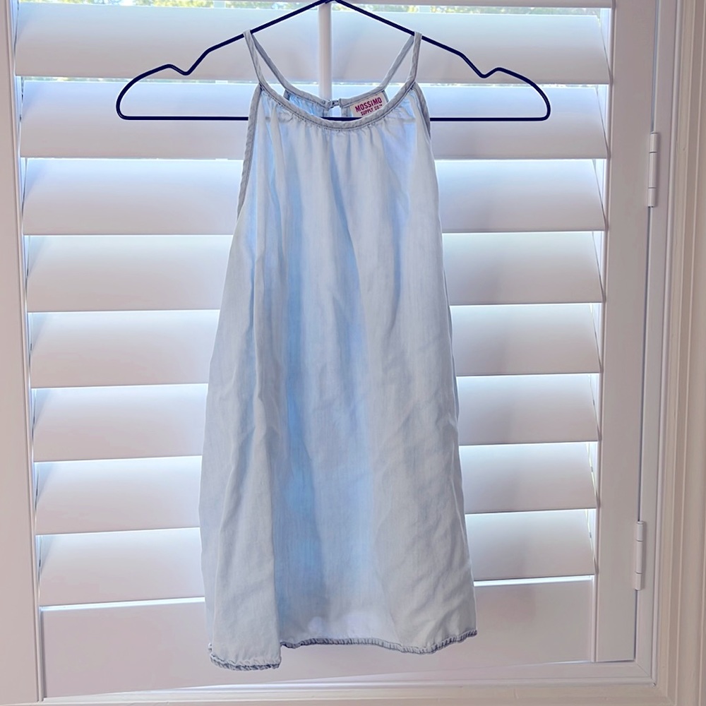 Women’s Flowy top size small